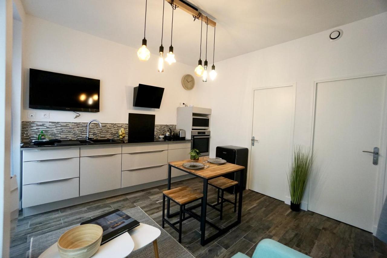 Apartmán Le 12 * Hyper Centre* Lorient Exteriér fotografie