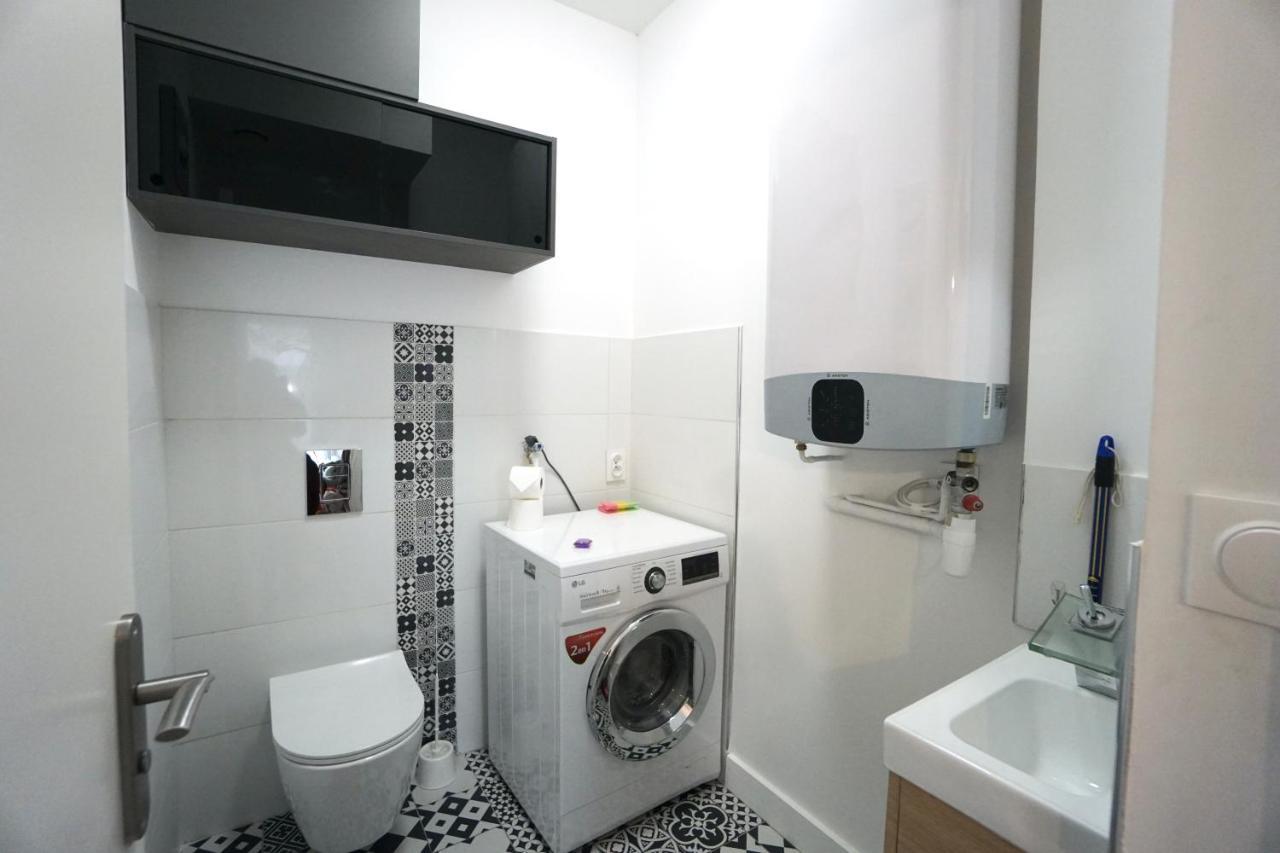 Apartmán Le 12 * Hyper Centre* Lorient Exteriér fotografie